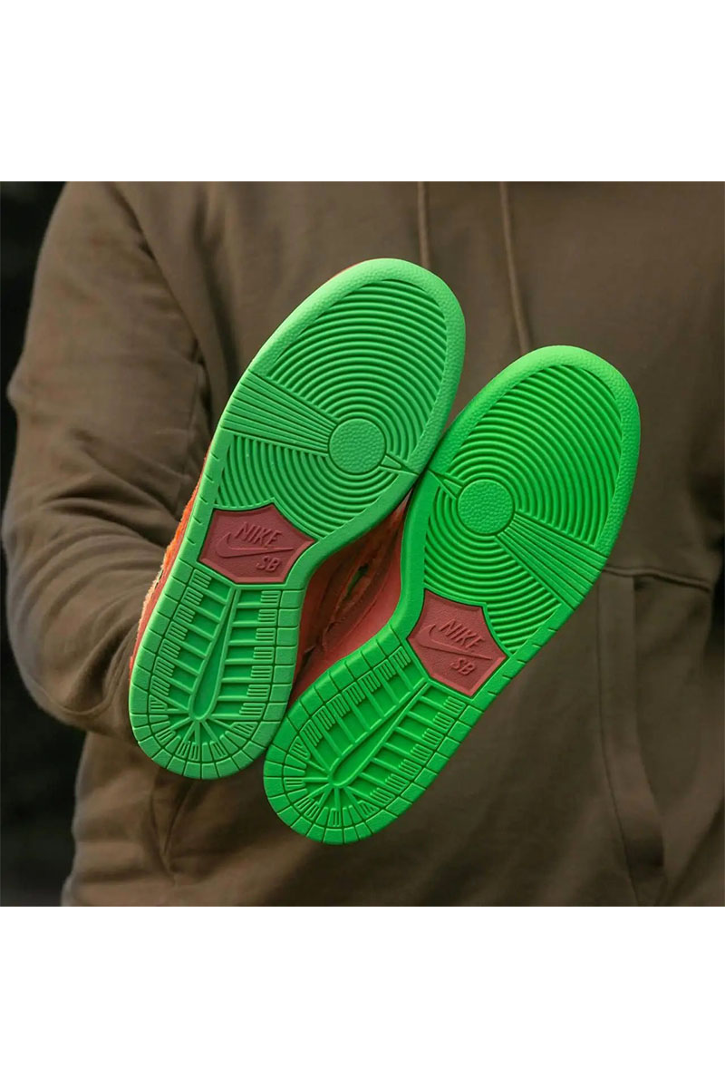 Nike Кроссовки Grateful Dead x SB Dunk Low "Orange Bear"