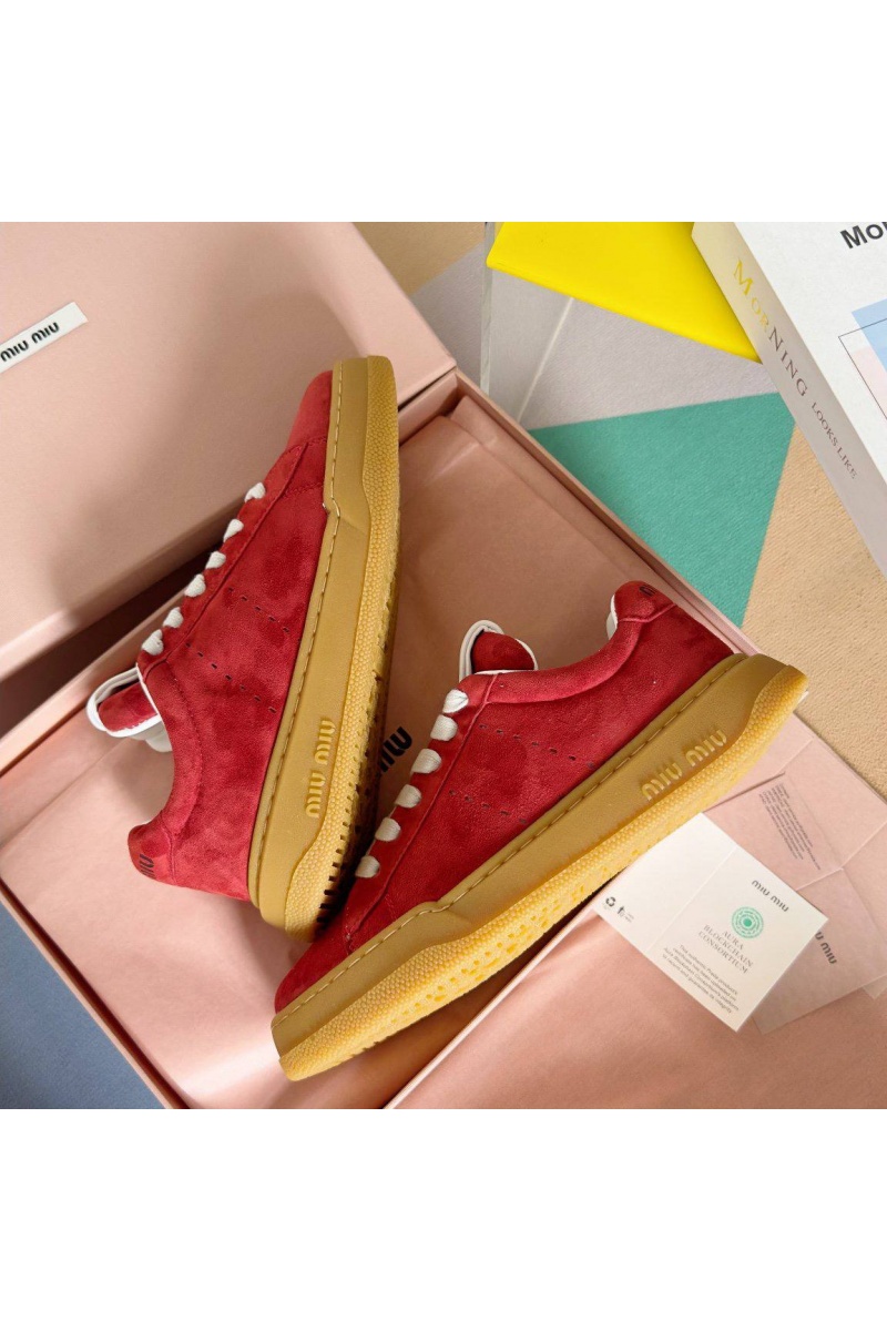 MIU MIU Женские кроссовки Premium - Red