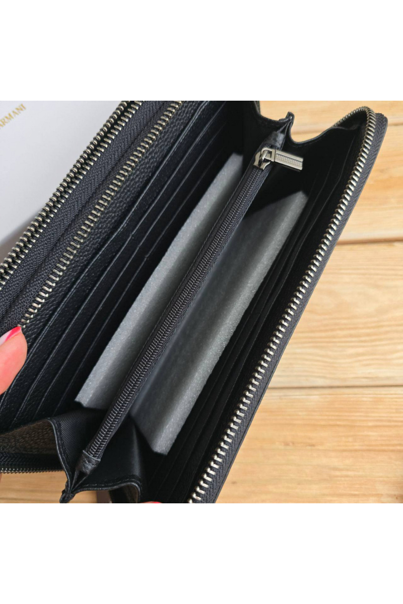 Emporio Armani EA7 Кожаное чёрное портмоне 21x12 см