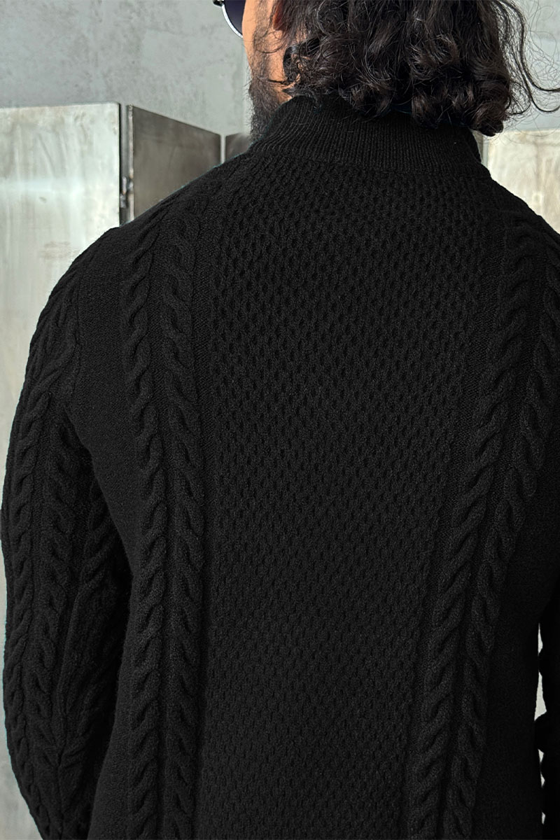 Kiton Мужской свитер чёрного цвета 