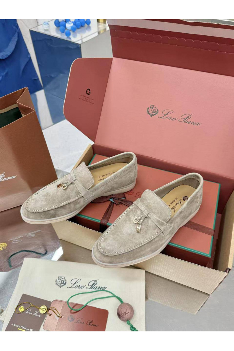 Loro Piana Женские замшевые лоферы Summer Charms Walk premium