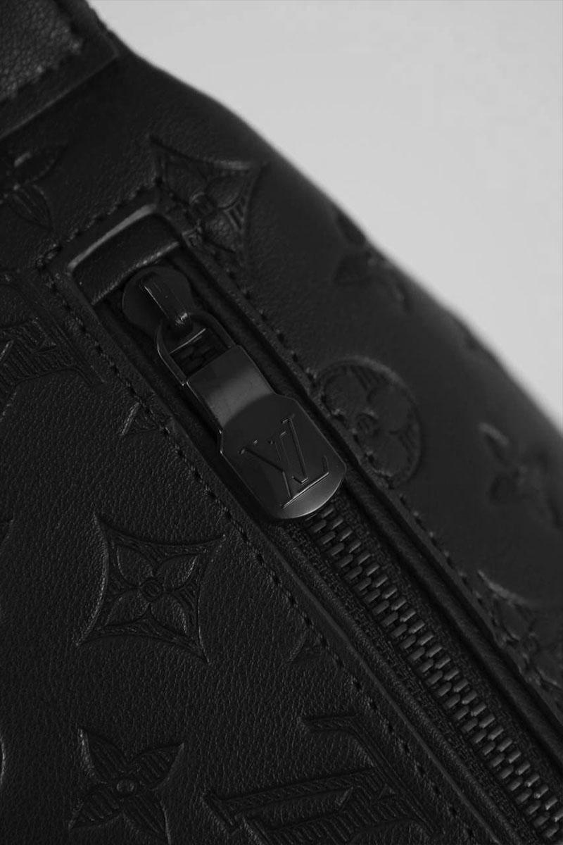 Lоuis Vuittоn Поясная сумка Discovery PM Premium 47x20x9 см