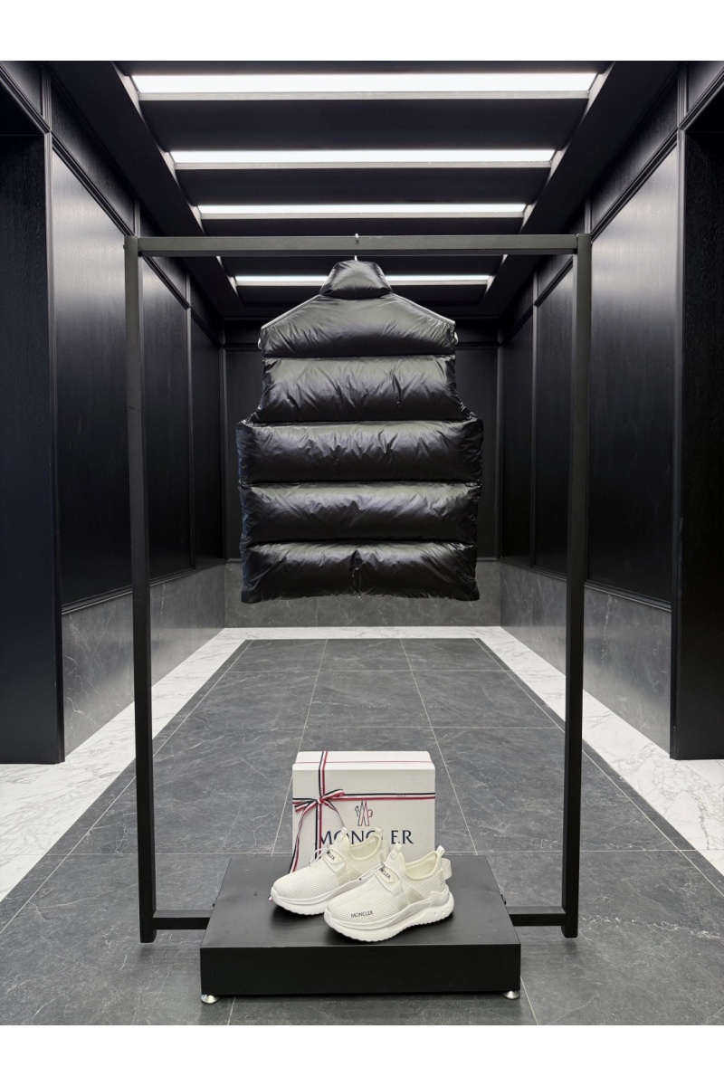 Moncler Мужской чёрный жилет Lipsi
