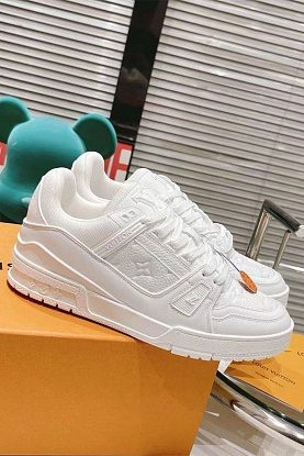 Женские кожаные кроссовки Trainer Monogram - White