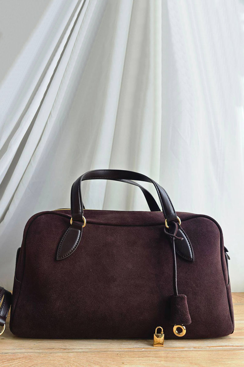 Loro Piana Замшевая сумка Medium Needle 39x23 см