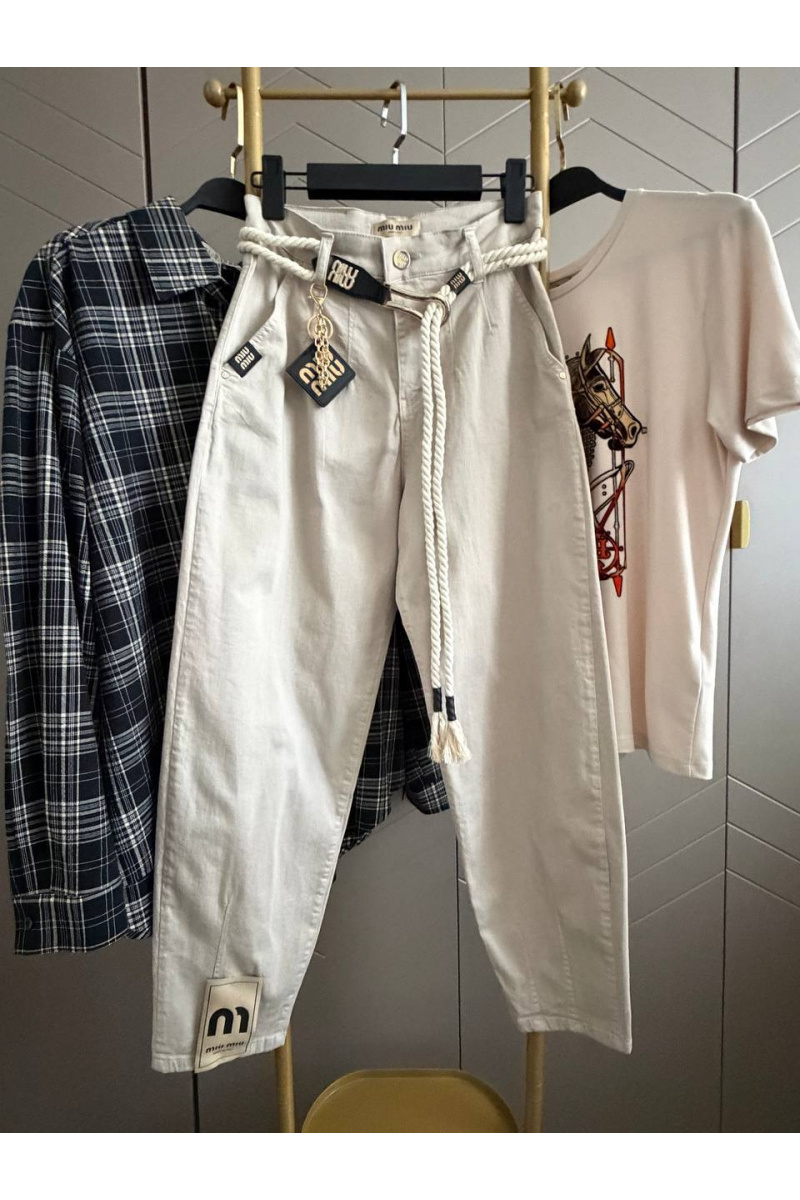 MIU MIU Женские джинсы серого цвета premium