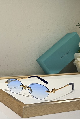 Солнцезащитные очки Tiffany & Co.