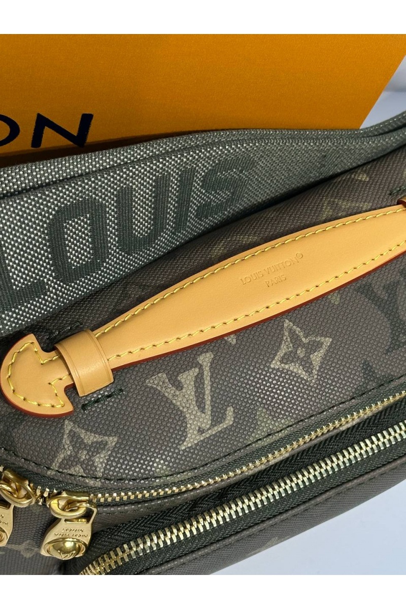 Lоuis Vuittоn Кожаная сумка Rush Bumbag premium 30x15x8 см