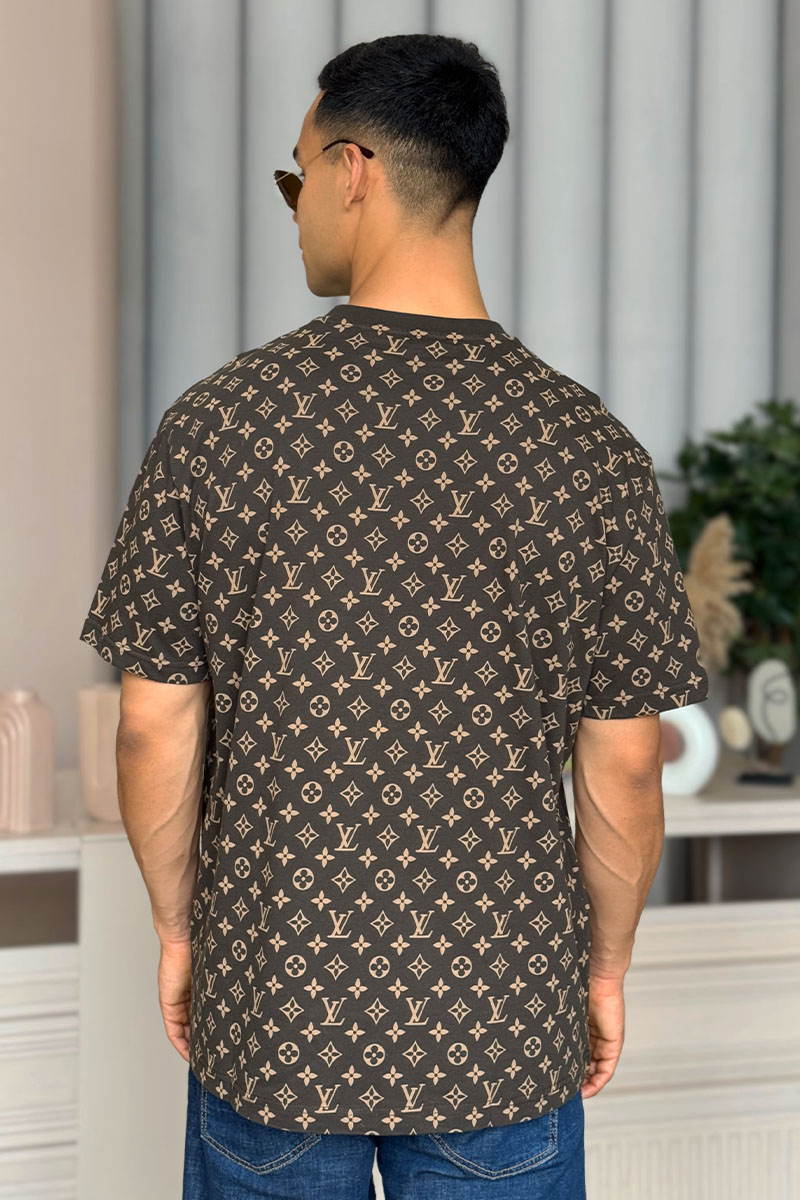 Lоuis Vuittоn Коричневая оверсайз футболка Monogram All-over Dubai