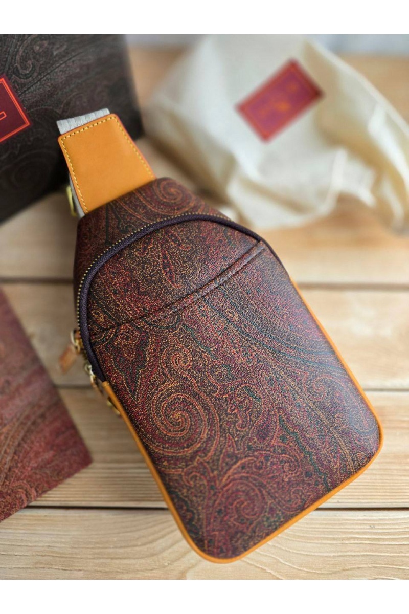 Etro Кожаная сумка Sling с узором пейсли 28x18 см
