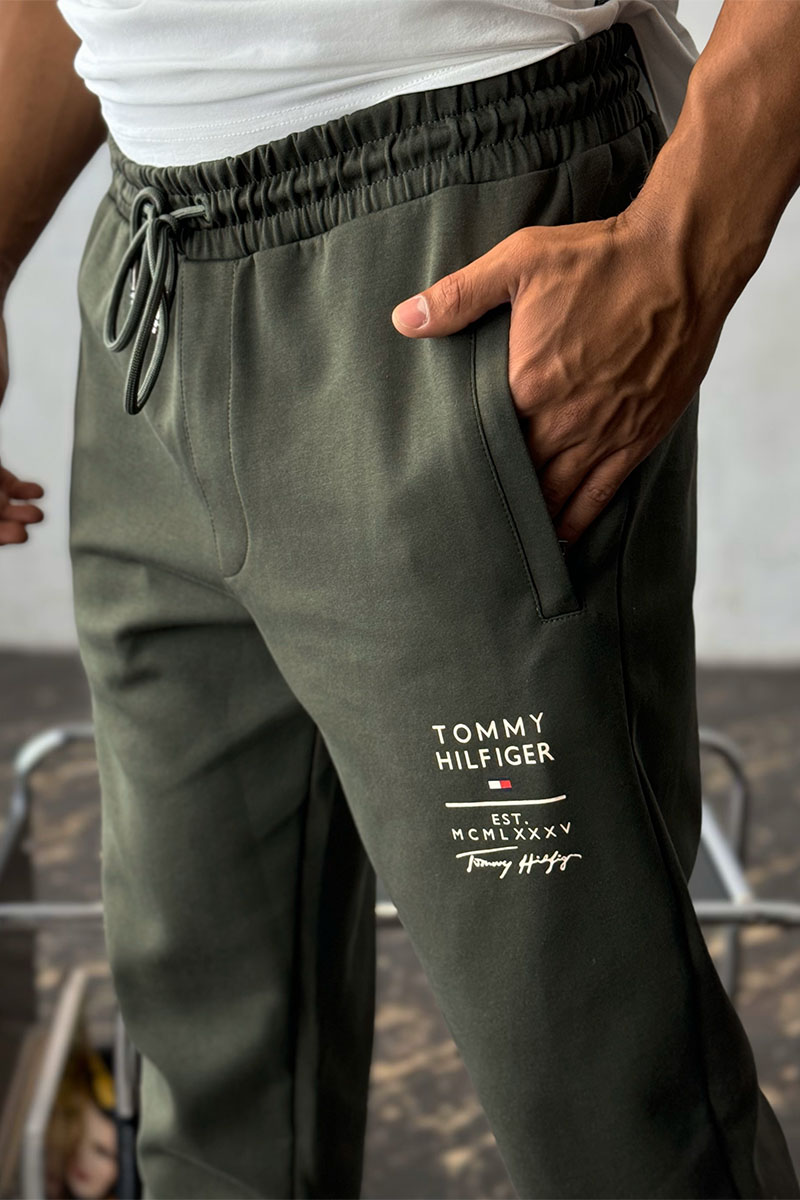 Tommy Hilfiger Спортивный костюм зелёного цвета 