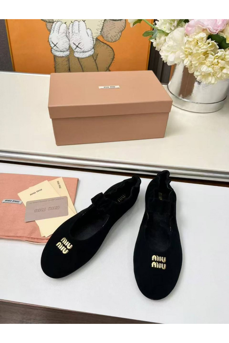 MIU MIU Женские замшевые балетки с круглым мысом 