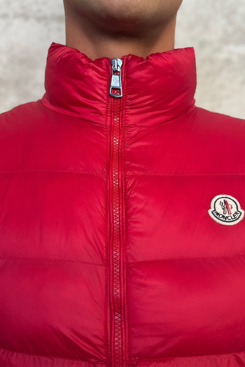 Moncler Мужской красный жилет logo-patch