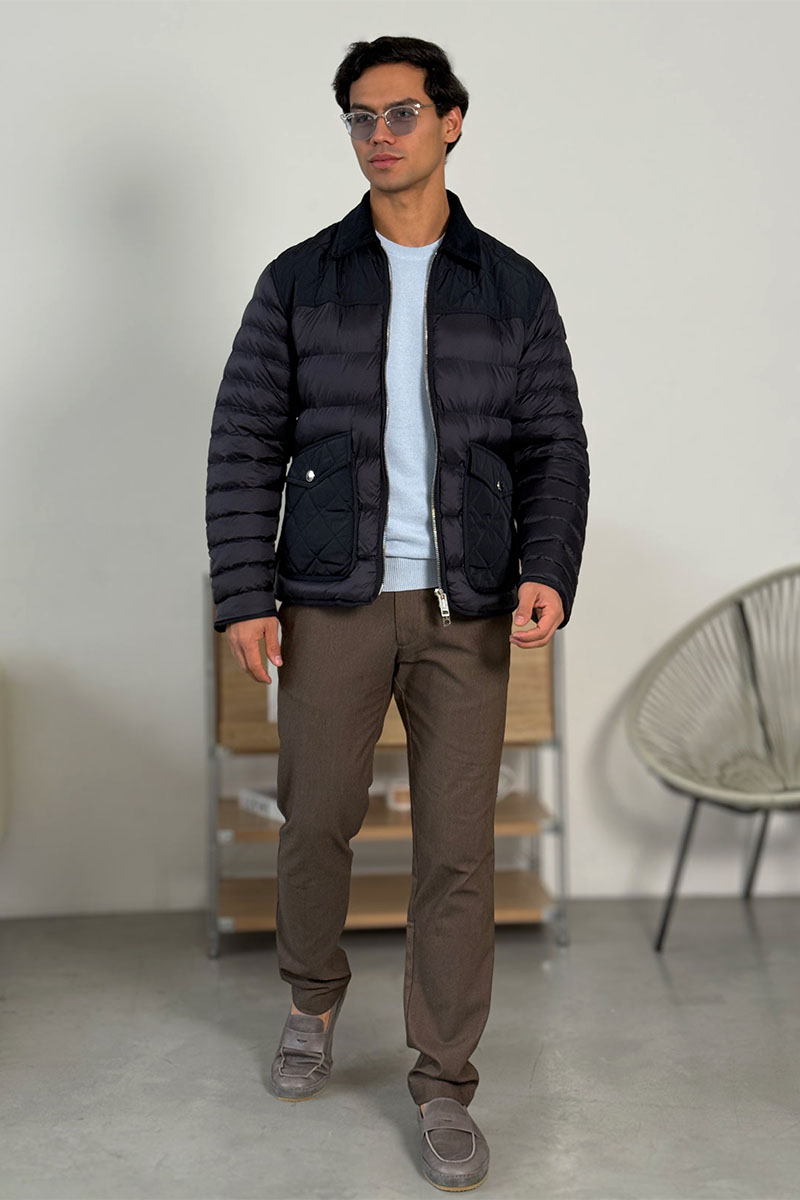 Burberry Тёмно-синяя пуховая куртка London England logo-patch