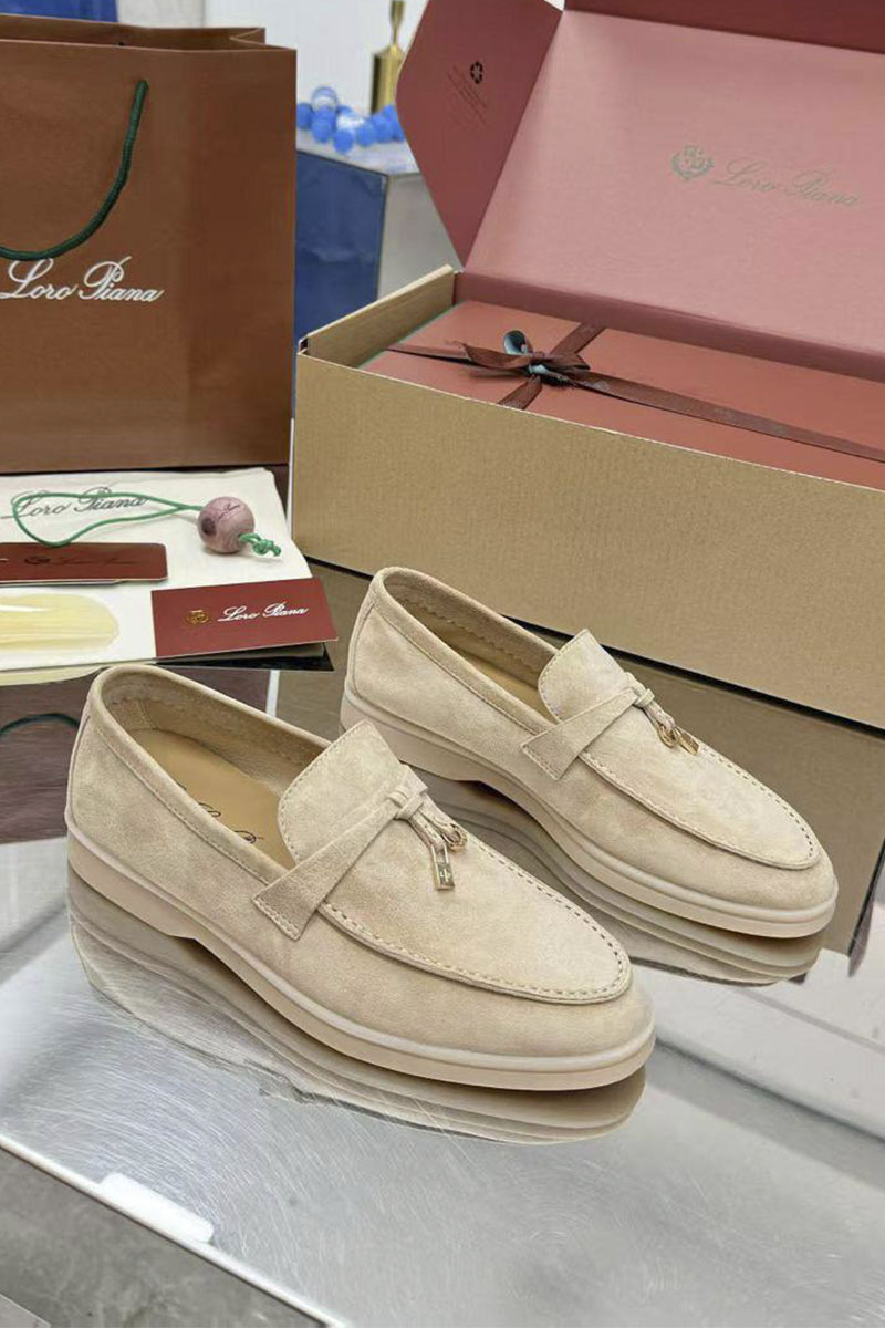 Loro Piana Женские замшевые лоферы Summer Charms Walk premium