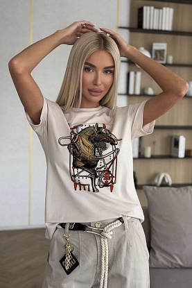 Бежевая женская футболка premium