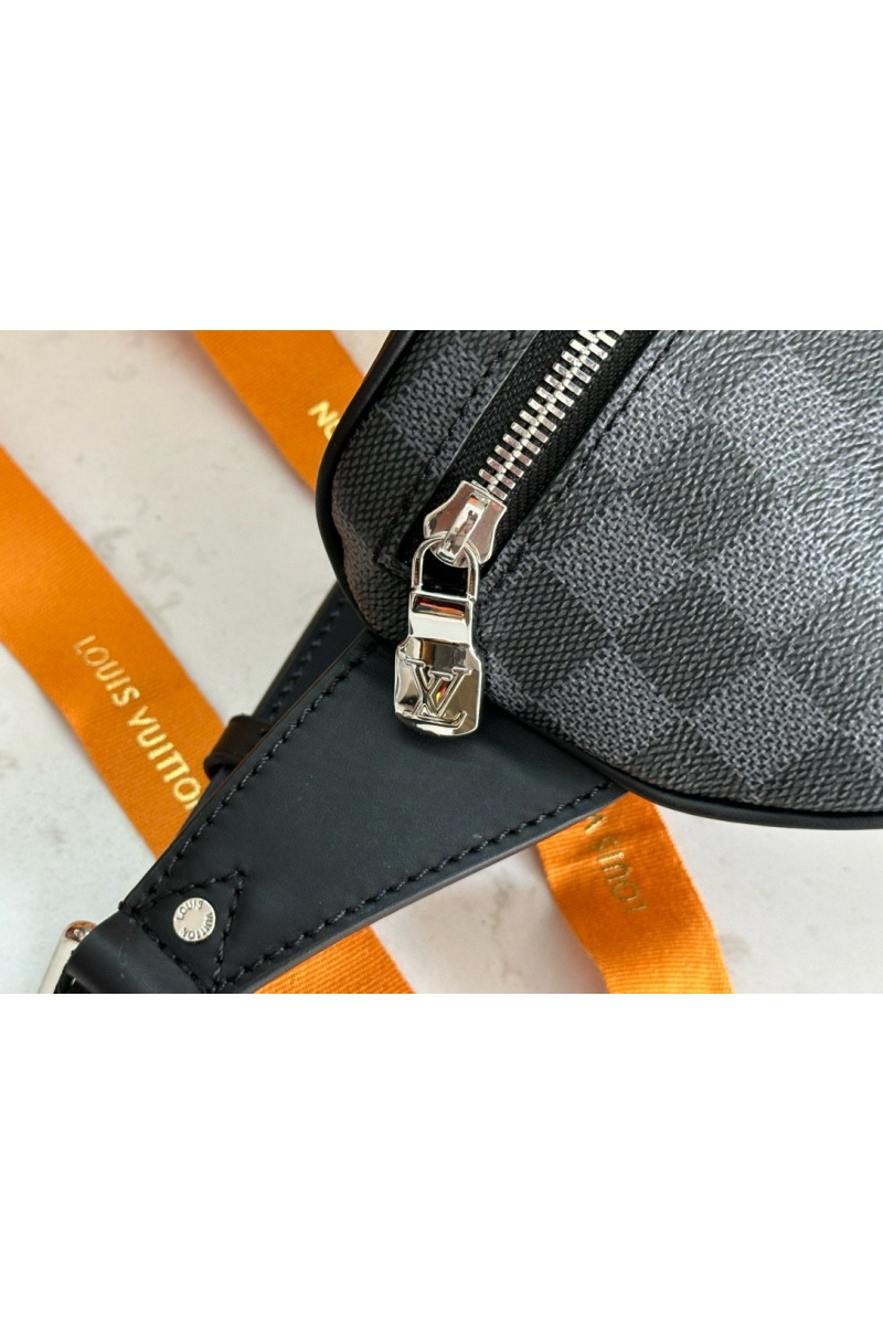 Lоuis Vuittоn Кожаная сумка на пояс Discovery Premium 26x13x7 см