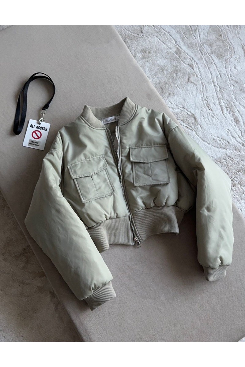 Max Mara Женский бомбер Max Mara светло-бежевого цвета