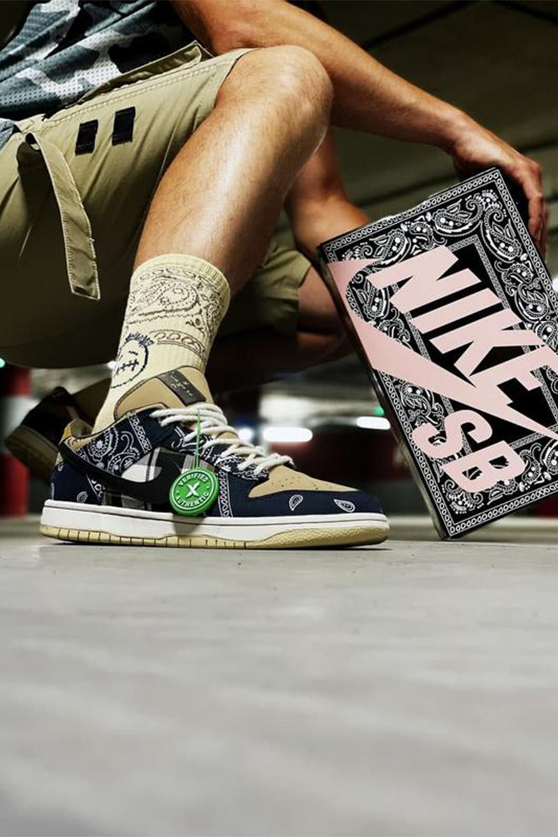 Nike Кроссовки SB Dunk Low x Travis Scott "Cactus Jack"