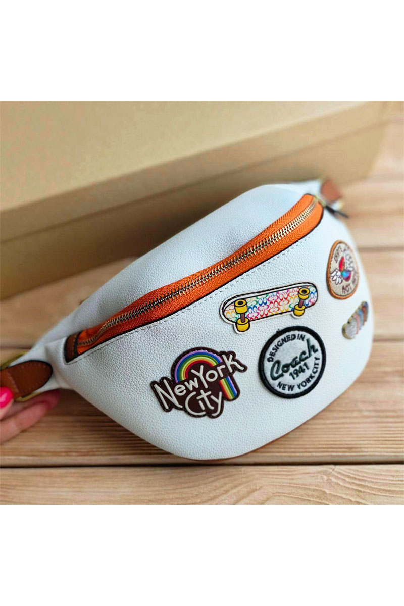 Coach Кожаная сумка на пояс Coach Charter multi-patch 33x17 см