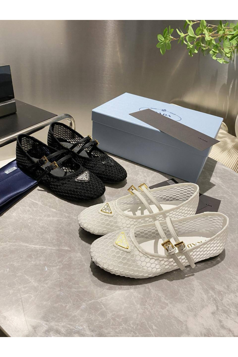 Prada Женские сетчатые балетки чёрного цвета