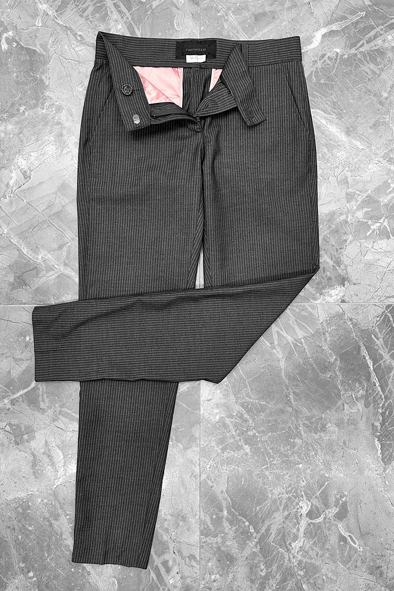 Designer Clothing Женские серые брюки Nenette striped