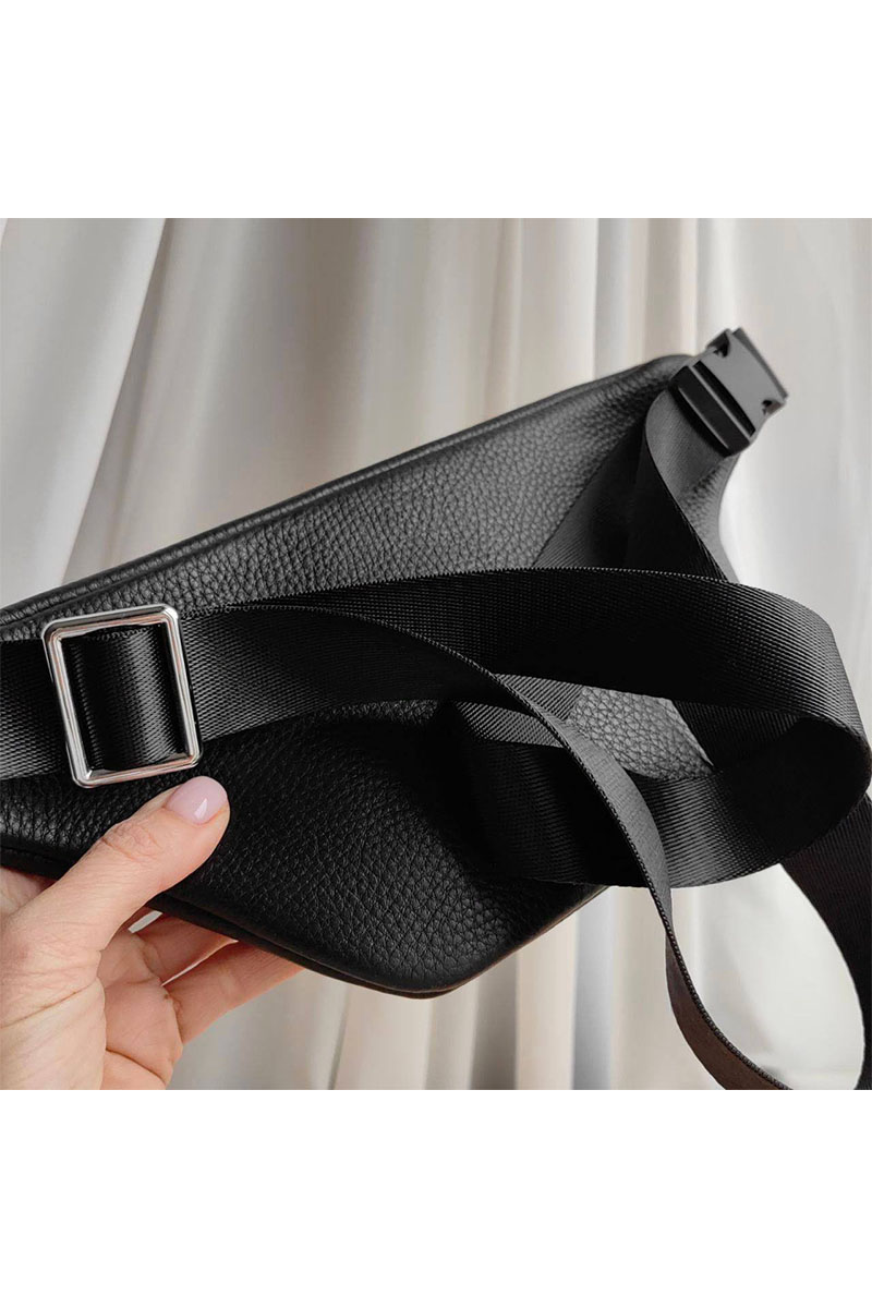 Montblanc Кожаная сумка на пояс 32x15 см