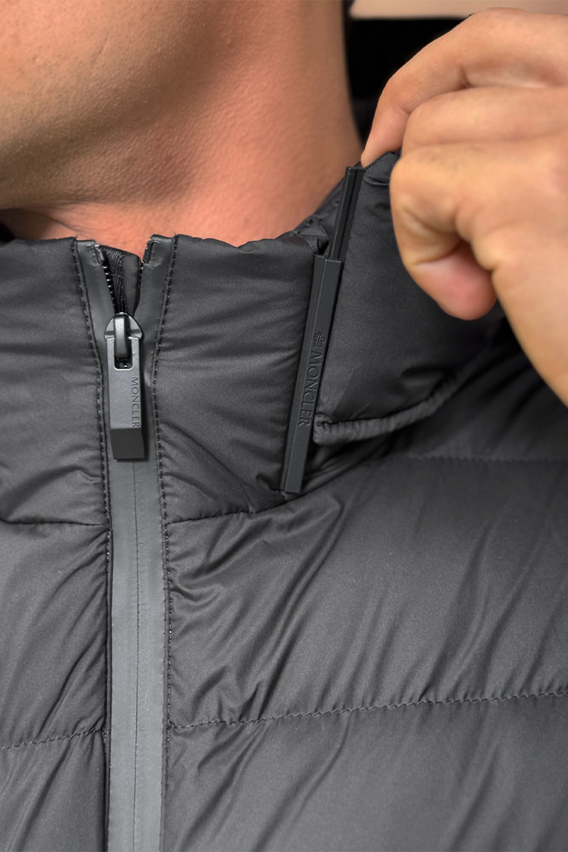 Moncler Мужской пуховик Jeluz - Black