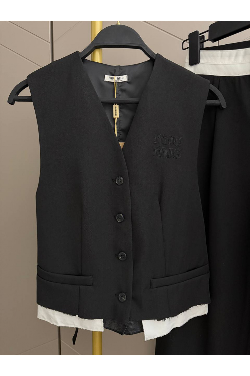 MIU MIU Женский чёрный костюм premium