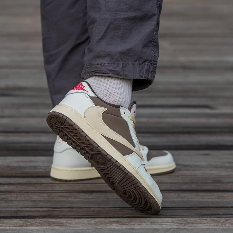 Nike Кроссовки Travis Scott x AJ1 Low "Reverse Mocha" Premium