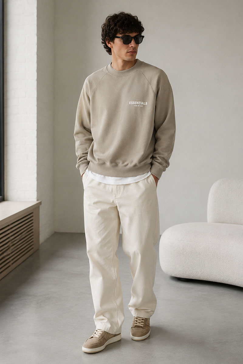 Designer Clothing Бежевый свитшот Fear Of God Essentials Flocked Logo