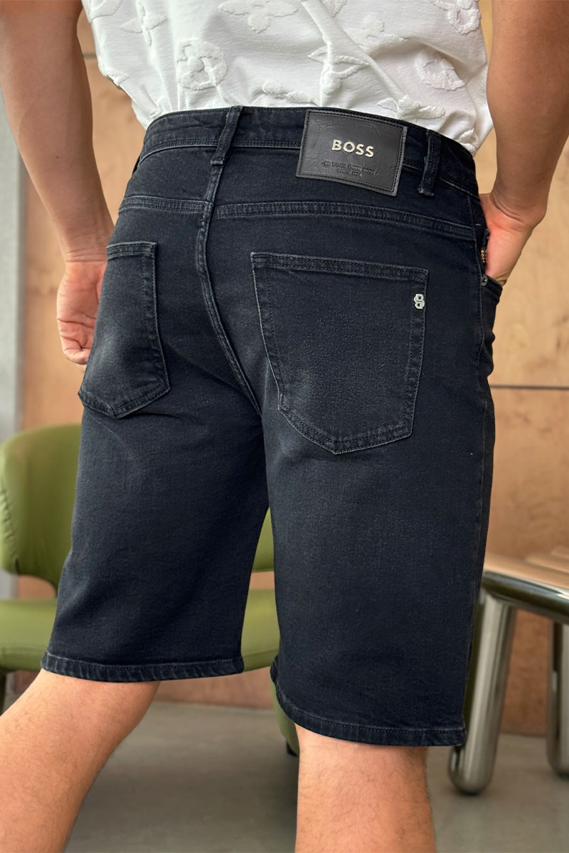 Hugо Воss Чёрные джинсовые шорты  relaxed fit