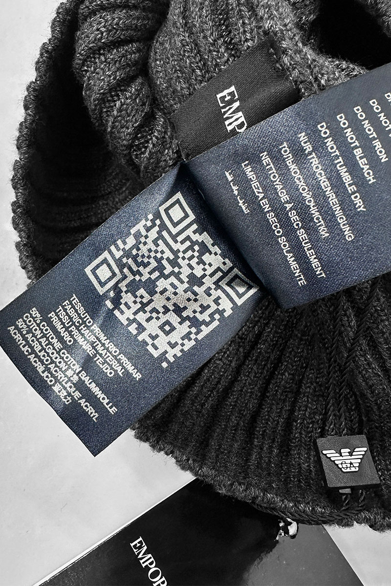Emporio Armani EA7 Мужская тёмно-серая шапка