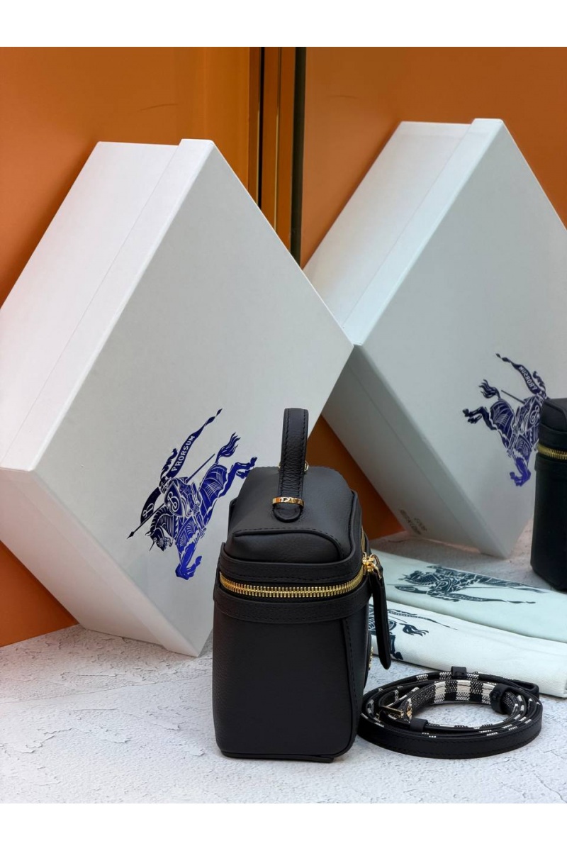 Burberry Кожаная сумка Bloomsbury Vanity premium 19.5x15x8 см