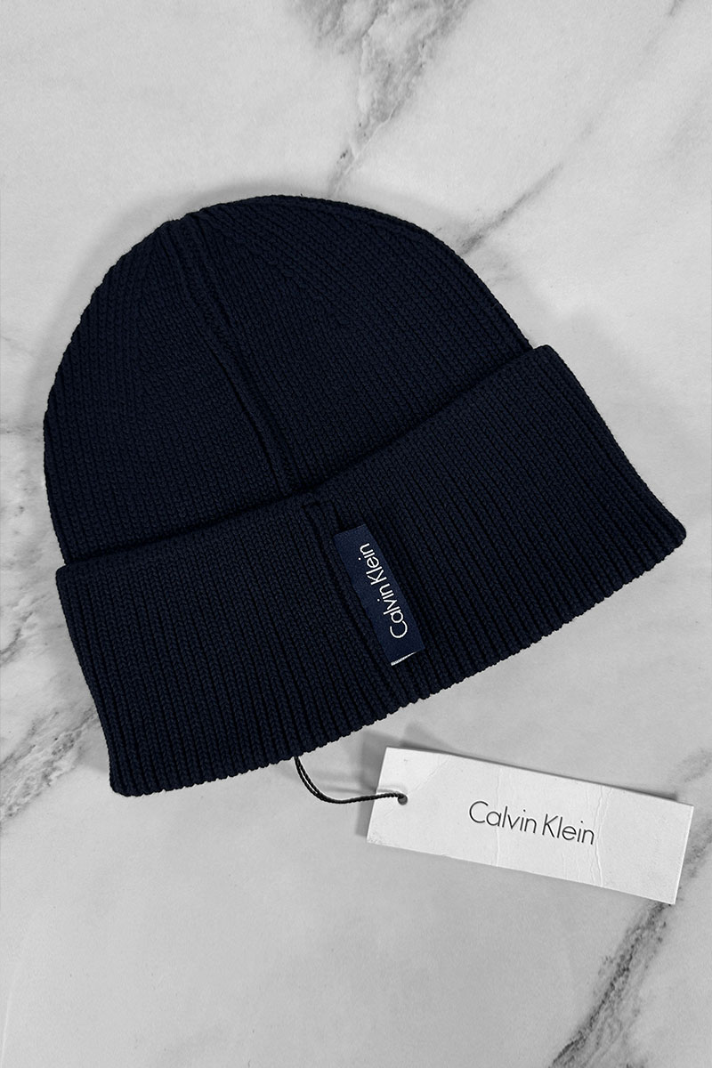 Calvin Klein Тёмно-синяя шапка monologo patch
