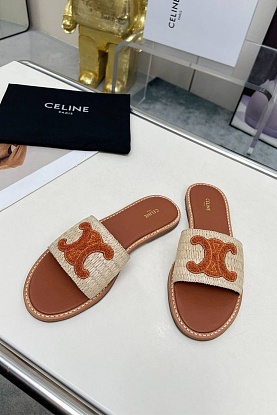 Женские шлёпанцы 