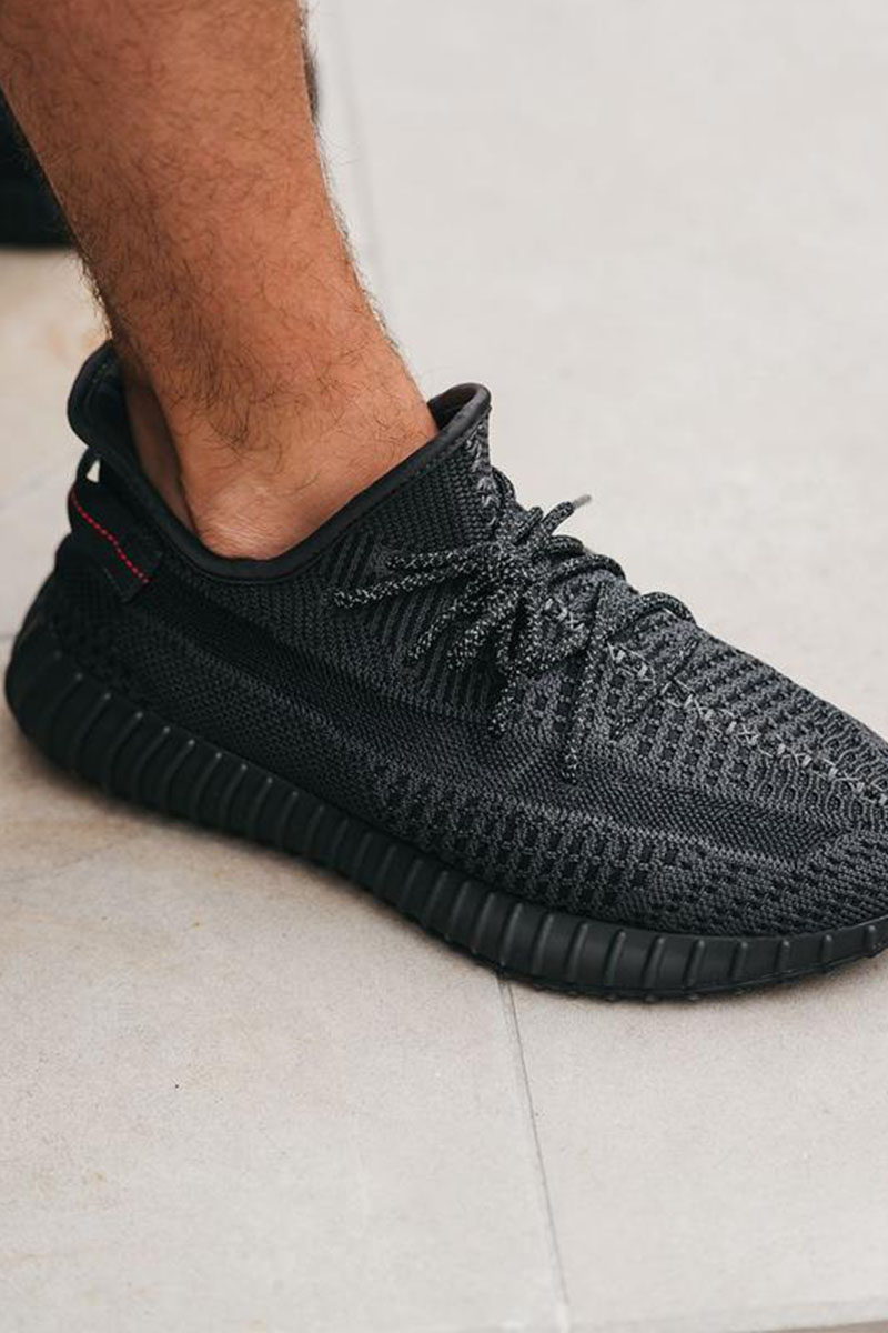 Adidas Кроссовки Yeezy Boost 350 V2 - Triple Black