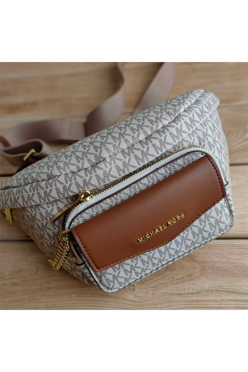 Michael Kors Кожаная поясная сумка Perry 27x14 см - White