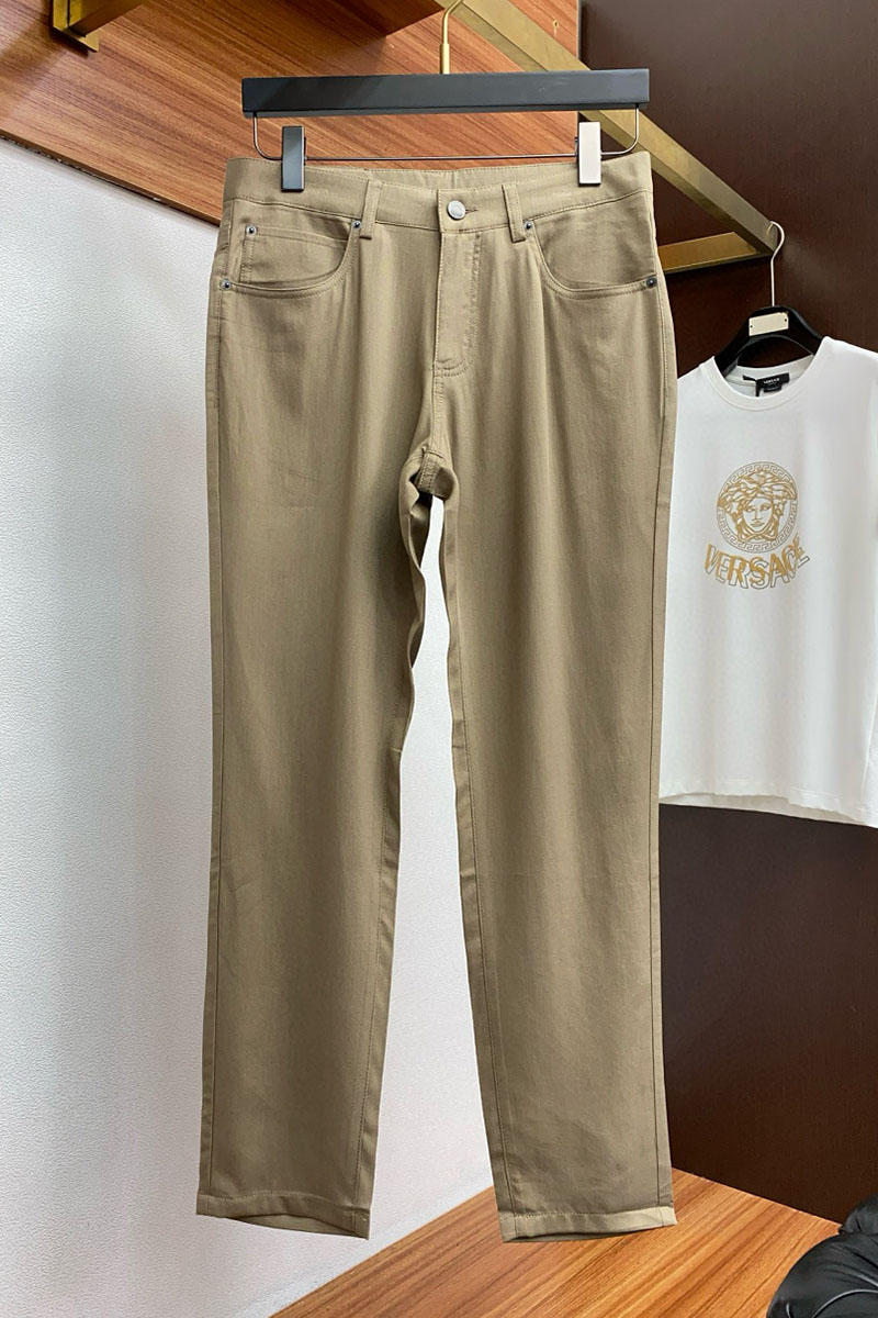 Loro Piana Джинсы бежевого цвета Premium