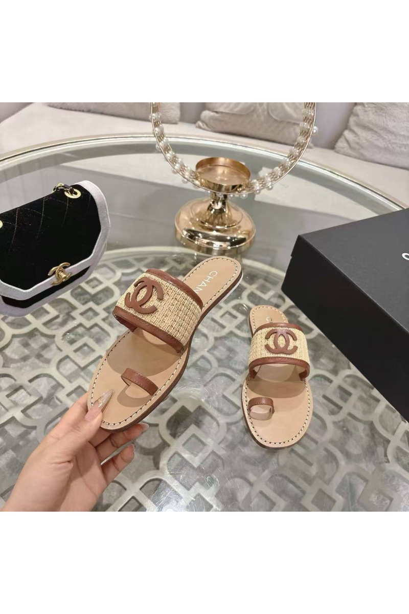 Chаnеl Женские кожаные шлёпанцы  premium