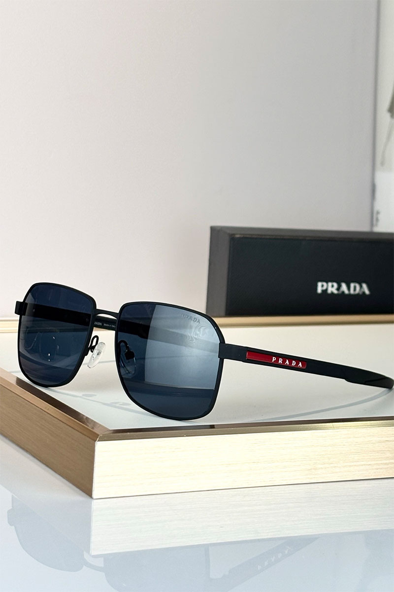 Prada Солнцезащитные очки Linea Rossa