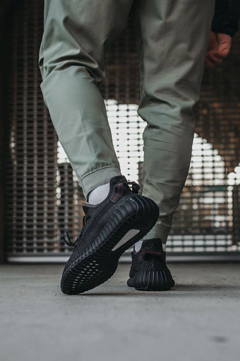 Adidas Кроссовки Yeezy Boost 350 V2 - Triple Black Premium