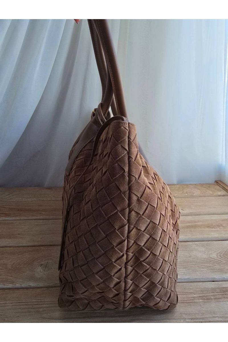 BV Замшевая сумка intrecciato 42x26