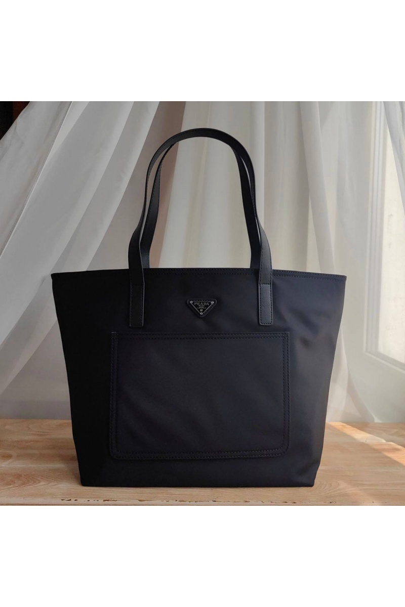 Prada Женская сумка-тоут Re-Nylon 30x28 см