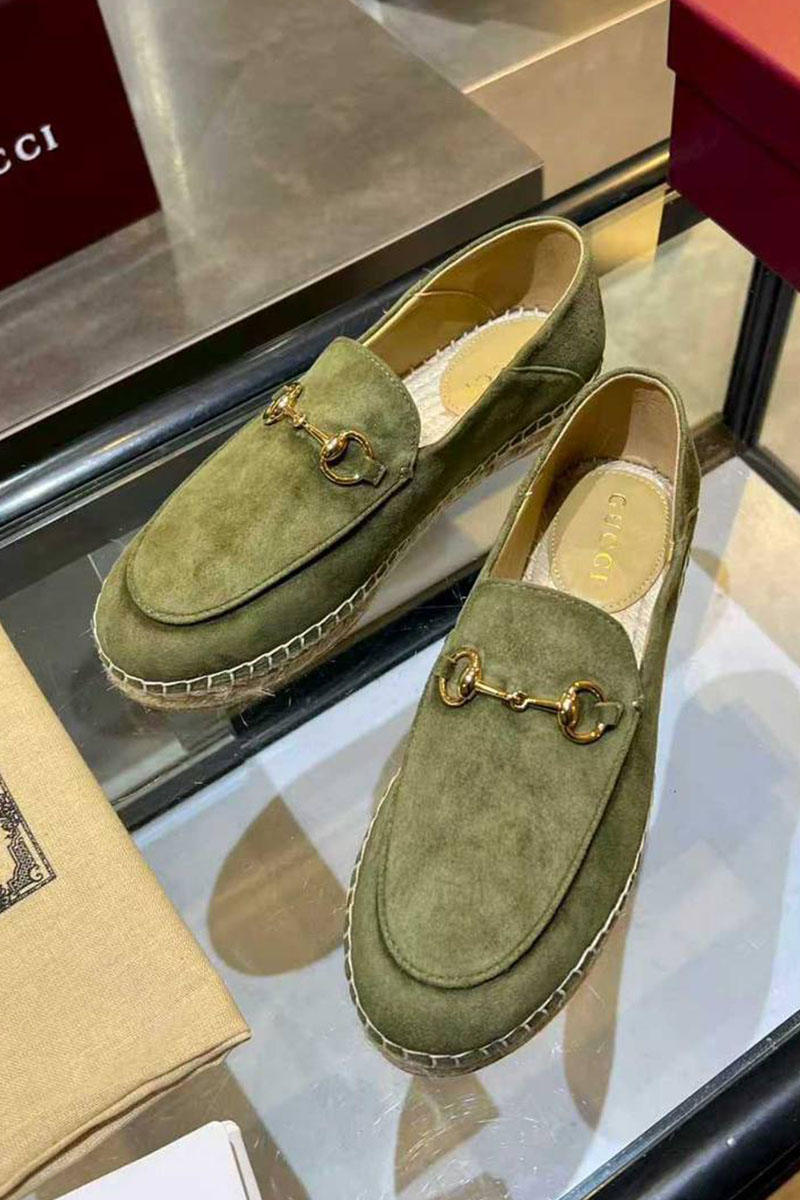 Gucci Женские замшевые лоферы GG Horsebit premium