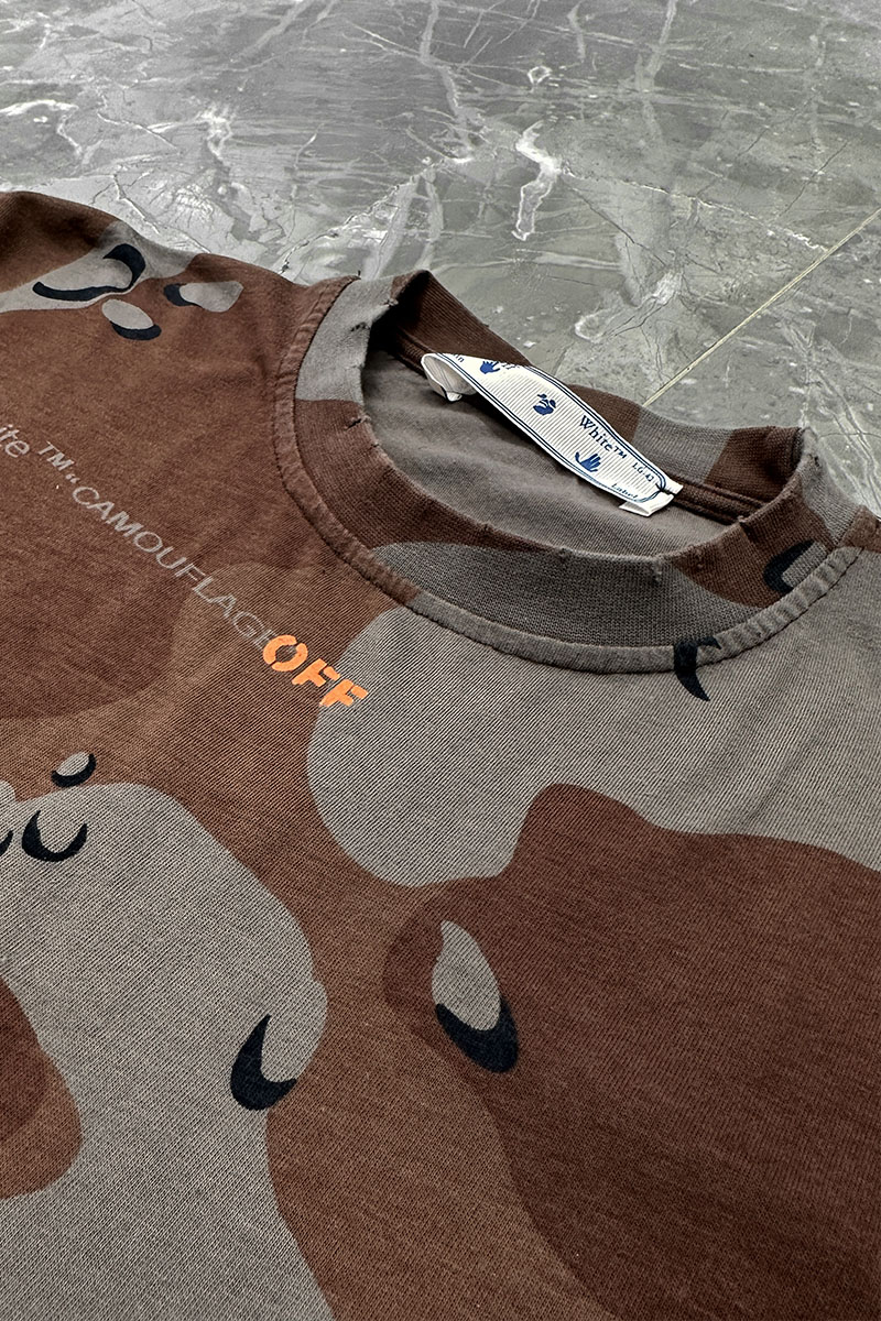 Off-White Оверсайз футболка Arrows Camo 