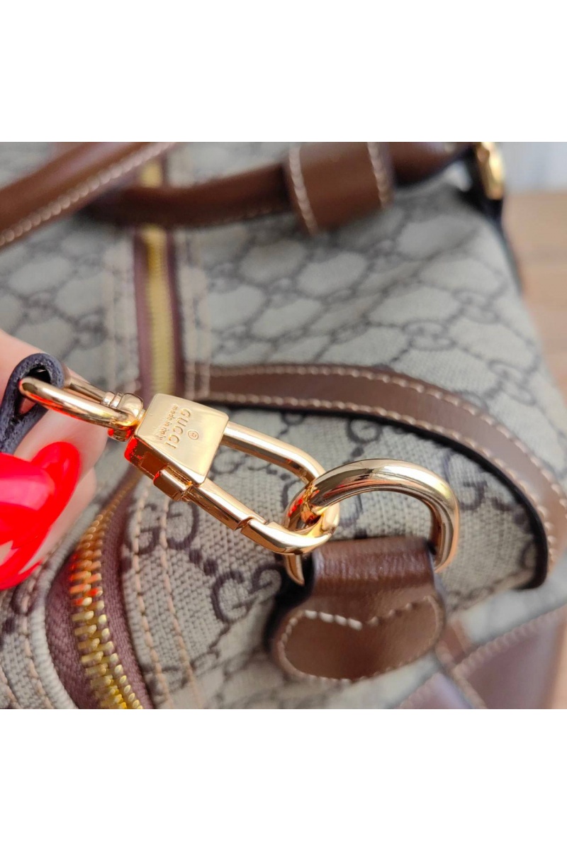 Gucci Дорожная сумка Interlocking G Duffle Bag in Beige 40x25 см