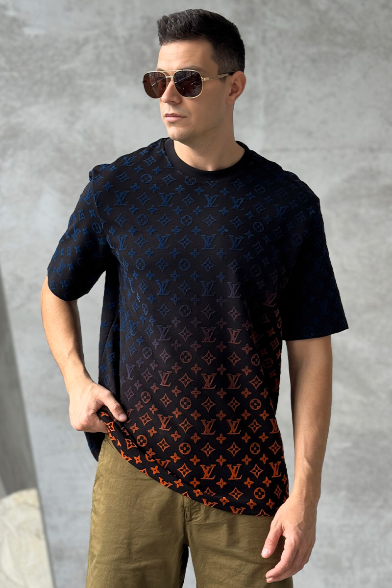 Lоuis Vuittоn Чёрная оверсайз футболка Monogram Gradient