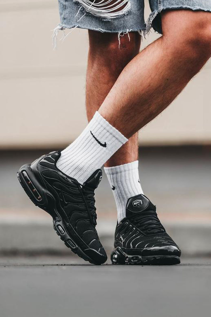 Nike Кроссовки AM Plus "Triple Black"
