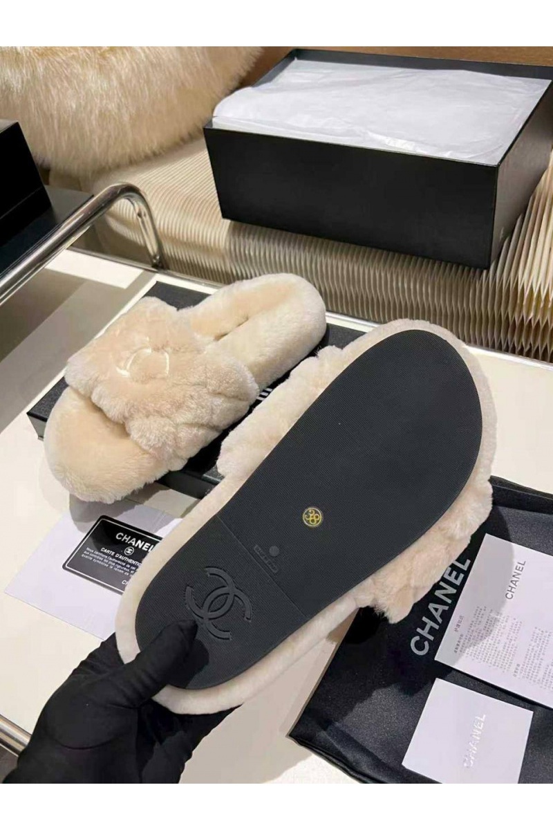 Chаnеl Женские меховые шлёпанцы Oran premium - Beige